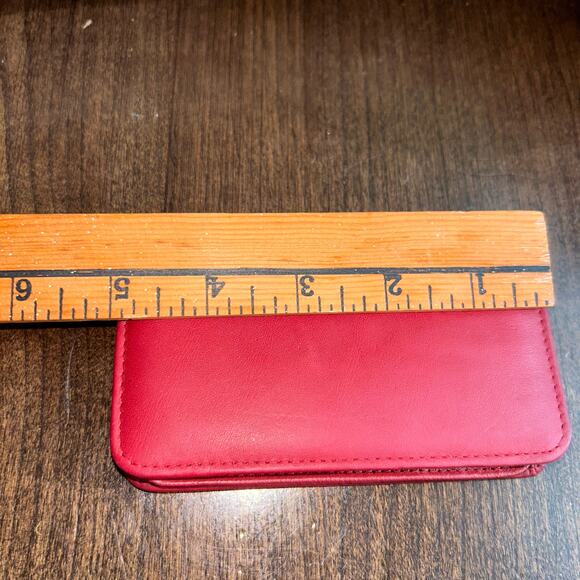 Buxton Card Wallet Womens Genuine Leather Velvet Touch Bifold Lipstick Red 3 X 5 - Picture 7 of 8